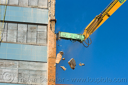 hydraulic hammer breaker - npk e213 - building demolition, abandoned building, abandoned hospital, at work, attachment, building demolition, hydraulic breaker, hydraulic hammer, npk e-213, presidio hospital, presidio landmark apartments, working