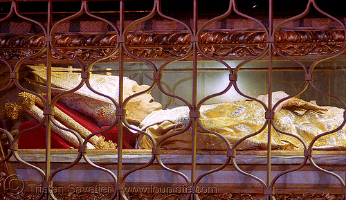 incorrupt body of saint antoninus, archbishop of florence (italy), cadaver, christian relics, corpse, dead, florence italy, holy relics, human remains, man, naples, saint antoninus