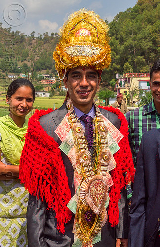 indian groom with ceremonial headwear and banknotes necklace (india), banknotes, groom, hat, headdress, hindu man, indian man, indian wedding, money, necklace, tola gunth, turban, wedding costume