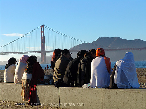 indian women at the beach (san francisco), crissy field, cultural, family, golden gate bridge, hindu, hinduism, scarfs, suspension bridge, women