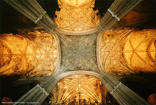 inside sevilla cathedral de santa maría de la sede - ceiling vaults (spain), architecture, cathedral, ceiling, columns, pillars, sevilla, vaults