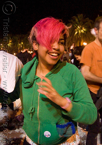 isis at the great san francisco pillow fight 2009, down feathers, isis, night, pillows, pink hair, world pillow fight day