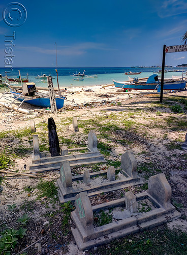 islamic tombs on panrangluhu beach, fishing boats, graves, islamic tombs, outrigger canoes, panrangluhu beach, pantai panrangluhu