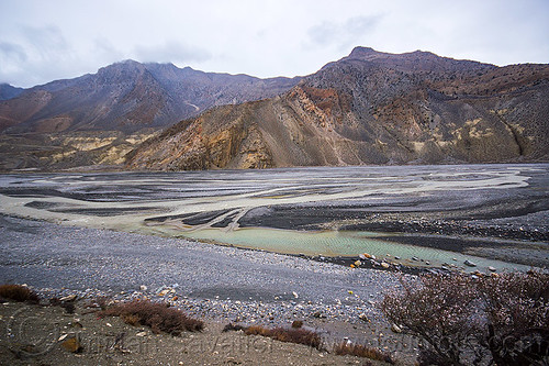 kali gandaki river bed between jomsom and kagbeni (nepal), annapurnas, kali gandaki river, kali gandaki valley, mountains, river bed