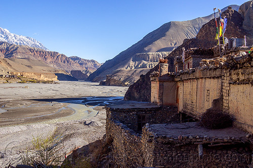 kali gandaki valley and kagbeni village (nepal), annapurnas, kagbeni, kali gandaki river, kali gandaki valley, mountain river, mountains, river bed, village