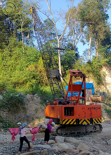 kh100 hitachi crawler crane - road construction - vietnam, crane crawler, hitachi crane, kh100, road construction, roadwork, tracked crane