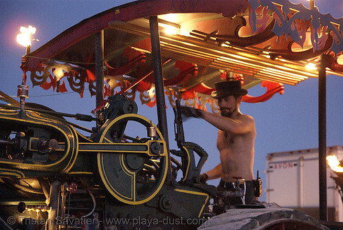 kinetic steam works' case traction engine hortense - closeup - burning man 2007, art car, burning man, mutant vehicles, steam engine, steam tractor, steampunk