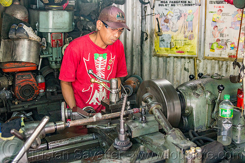 lathe machine tool in workshop (philippines), baguio, machine shop, machine tool, man, mechanical workshop, metal lathe, operator, worker, working