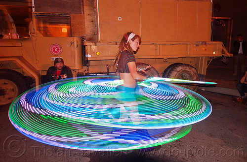 led hoop - light painting, glowing, hooper, hooping, hulahoop, led hoop, led lights, light hoop, night, woman