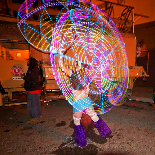 led hoop - light painting, glowing, hooper, hooping, hulahoop, led hoop, led lights, light hoop, night, woman