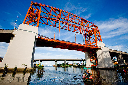 lift bridge - puente nicolas avellaneda (buenos aires), argentina, buenos aires, la boca, movable bridge, puente nicolas avellaneda, puente nicolás avellaneda, riachuelo, río la matanza, río matanza, steel, truss, vertical lift bridge