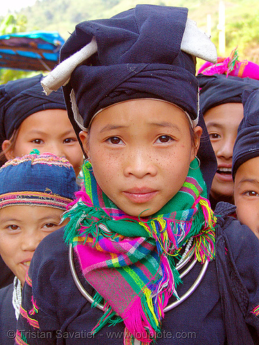 "lo lo den" tribe girl - vietnam, black lo lo tribe, children, colorful, hill tribes, indigenous, kids, little girl, lo lo den tribe, vietnam