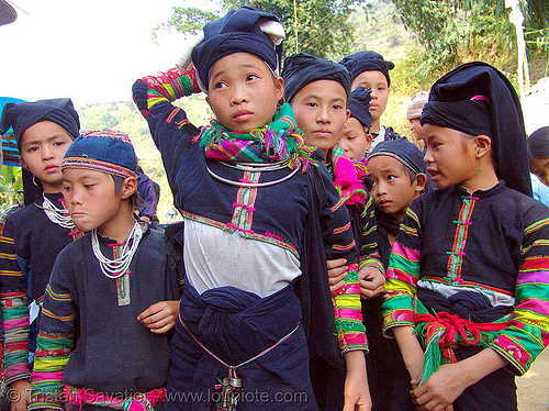 "lo lo den" tribe kids - vietnam, black lo lo tribe, children, colorful, headdress, hill tribes, indigenous, kids, little girl, lo lo den tribe, vietnam
