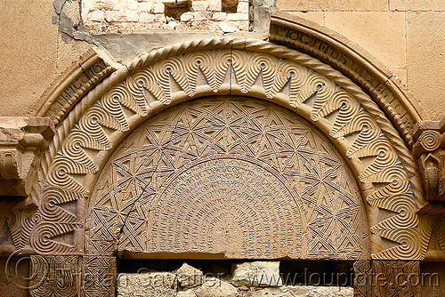 low relief carvings above door - işhan monastery - georgian church ruin (turkey country), byzantine architecture, decoration, detail, door, geometric, georgian church ruins, ishan church, ishan monastery, işhan, low-relief, motives, orthodox christian