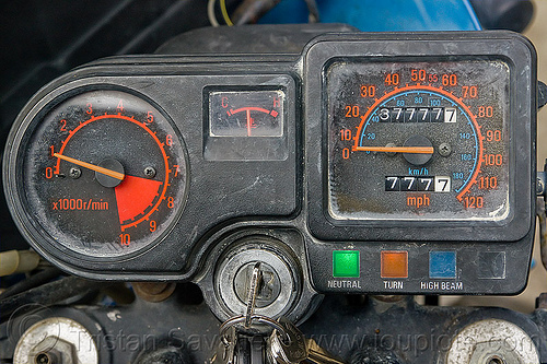 lucky sevens on my odometer, 7's, control panel, instruments, kawasaki, klr 650, odometer, sevens