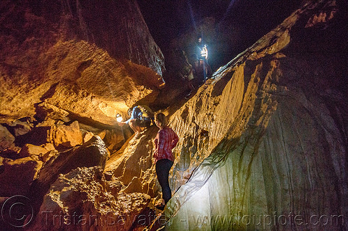 lumiang / sumaguing cave - sagada (philippines), cavers, caving, lumiang cave, natural cave, sagada, spelunkers, spelunking, sumaguing cave