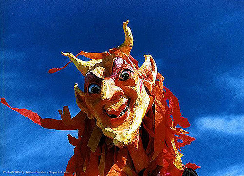mona diable - burning-man, giantpuppet, puppet
