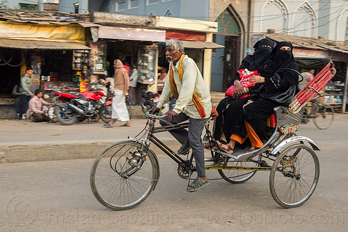 muslim women in niqab on cycle rickshaw (india), cycle rickshaw, islam, man, moving, muslim, niqab, varanasi, women