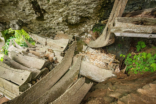 old toraja erong coffins - kete-kesu traditional toraja burial site, cemetery, erong coffins, grave, graveyard, human bones, kete kesu burial site, liang, tana toraja, tomb