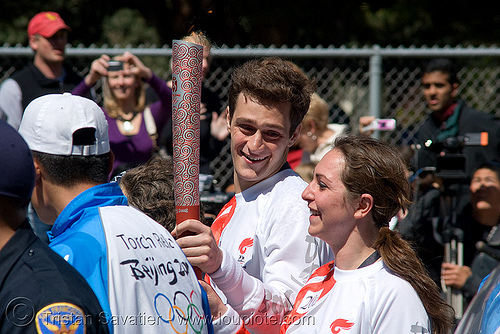 olympic torch relay / run (san francisco), olympic athletes, olympic torch relay, olympics, runners