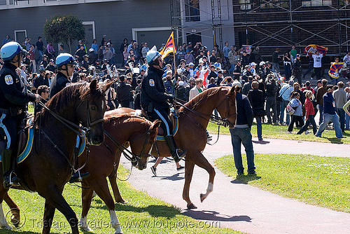 olympic torch relay / run (san francisco), horseback riding, horses, law enforcement, olympic torch relay, olympics, sf park police, us park police