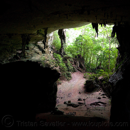 painted cave - gua niah - niah national park (borneo), archaeology, backlight, borneo, cave formations, cave mouth, caving, concretions, gua niah, jungle, malaysia, natural cave, niah caves, niah painted cave, rain forest, speleothems, spelunking, stalactites