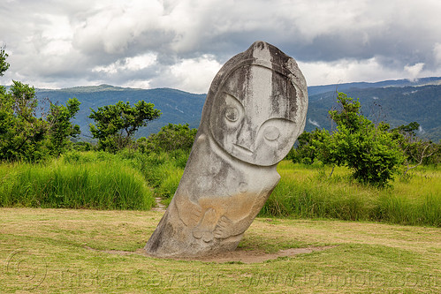 palindo megalithic statue - bada valley, bada valley megalith, lore lindu megalith, palindo monolith, stone statue