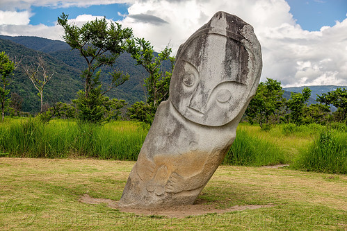 palindo megalithic statue - bada valley, bada valley megalith, lore lindu megalith, palindo monolith, stone statue