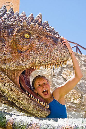 pareiasaur eating woman, ania, bite, biting, bolivia, dinosaur park, head, pareiasauridae, pareiasaurs, parque cretacico, parque cretácico, sucre, teeth, woman