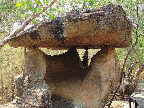 phu phra bat historical park - อุทยานประวัติศาสตร์ภูพระบาท - stones garden - ban phu (thailand), balancing rock, boulder, erosion, rock formations, sandstone, thailand, อุทยานประวัติศาสตร์ภูพระบาท