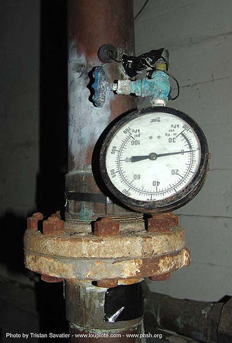 pressure gauge - pipe - abandoned hospital (presidio, san francisco), abandoned building, abandoned hospital, graffiti, presidio hospital, presidio landmark apartments, pressure gauge, steam pipe, trespassing