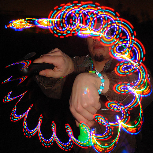 rave lights - raver spinning LED-lights, glowing, led lights, lightshow, night, rave lights, raver outfits, spinning lights