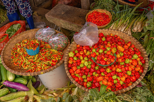 red chili peppers, chili pepper, produce, rattan baskets, tana toraja, vegetables