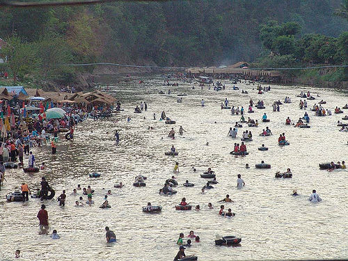 river tubing - tha ton, near fang (thailand), backlight, crowd, fair, inner tubes, river bathing, river tubing, songkran, tha ton, thailand, wading, สงกรานต์