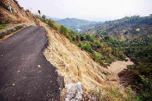 road destroyed by major landslide near darjeeling (india), broken, darjeeling, mountain road, tindharia landslide