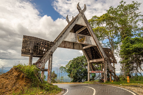 road gate monument between south sulawesi and central sulawesi provinces, gate, monument, road