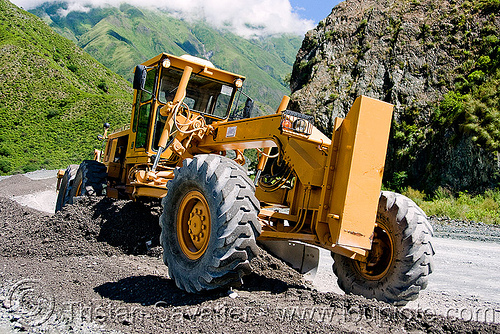 road grader - caterpillar cat 14g (140g), argentina, at work, cat 14g, cat grader, caterpillar 140g, caterpillar 14g road grader, caterpillar road grader, gravel, groundwork, motor grader, noroeste argentino, road construction, roadworks, working, yellow