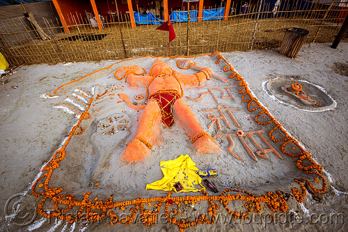 sand sculpture of hanuman (india), bhagwa, flower offerings, hanuman, hindu deity, hindu god, hindu pilgrimage, hinduism, kumbh mela, marigold flowers, saffron color, sand altar, sand sculpture