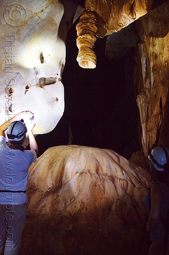 showerhead stalactite - caving in mulu - racer cave (borneo), borneo, cave formations, cavers, caving, concretions, gunung mulu national park, malaysia, natural cave, racer cave, speleothems, spelunkers, spelunking, stalactite, stalagmite