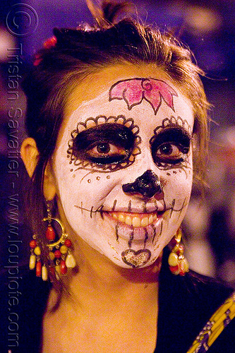 skull makeup - dia de los muertos - halloween (san francisco), day of the dead, dia de los muertos, face painting, facepaint, halloween, night, sugar skull makeup, woman