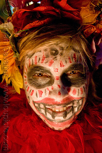 skull makeup - red feathers - dia de los muertos - halloween (san francisco), day of the dead, dia de los muertos, face painting, facepaint, feathers, halloween, helen, night, red, sugar skull makeup, woman