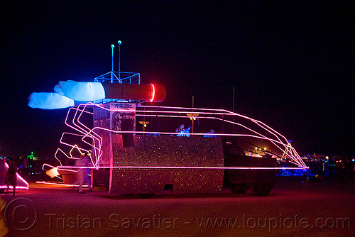 spaceship art car - burning man 2009, art car, burning man, center of gravity, dancetronauts, glowing, mutant vehicles, night, space ship