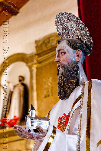 statue of a saint - calchaquí valleys - valles calchaquíes - cachi (argentina), argentina, aureole, cachi, calchaquí valley, church, noroeste argentino, sacred art, scrulpture, statue, valles calchaquíes