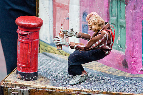 string puppet - marionette, argentina, buenos aires, drinking, drunk, marionette, san telmo, string puppet