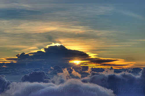 sunrise over the clouds, clouds, gunung semeru, landscape, mount semeru, semeru volcano, summit