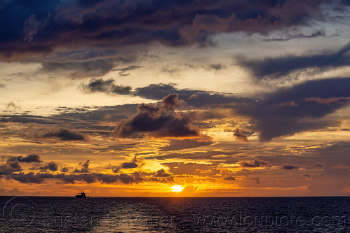 sunset over the java sea (indonesia), clouds, sea, sunset