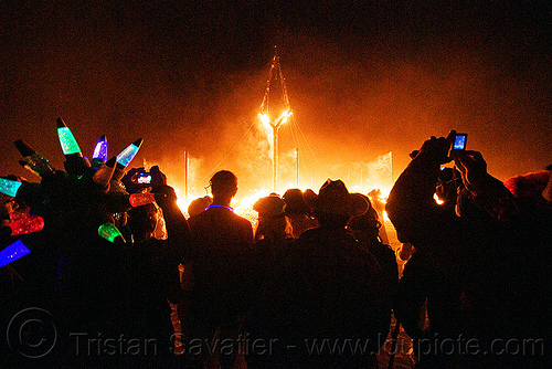 taking digital photos of the burning man, burning man at night, digital cameras, night of the burn, photographers, taking photos, the burning man, the man burning