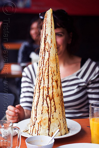 tall indonesian crepe (jakarta), breakfast, chocolate, cone, crepe, crispy, crêpe, dessert, food, jakarta, restaurant, rolled, woman