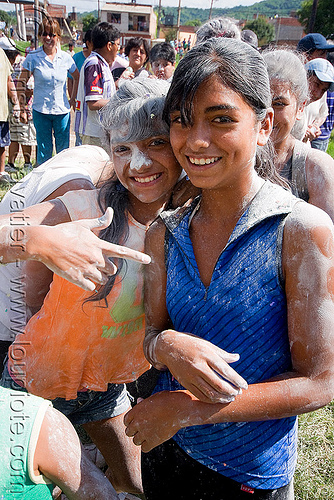 teenage girls - carnaval - carnival in jujuy capital (argentina), andean carnival, argentina, carnaval de la quebrada, friends, jujuy capital, noroeste argentino, san salvador de jujuy, teenage girls, woman