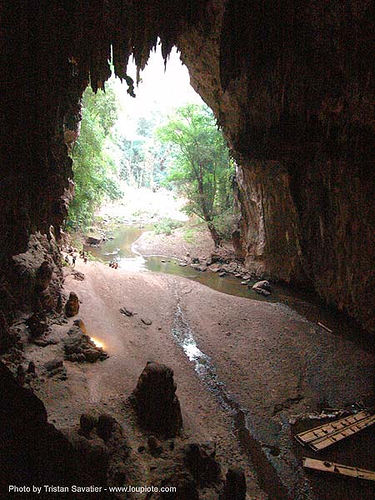 tham lot cave (tham lod) - thailand, cave formations, cave mouth, caving, concretions, natural cave, rafts, river cave, small boats, speleothems, spelunking, thailand, tham lod, tham lot, underground river